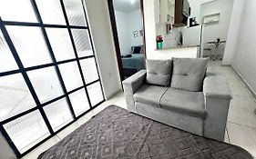 Loft 03 Estiloso apartamento de 1 quarto Petrolina